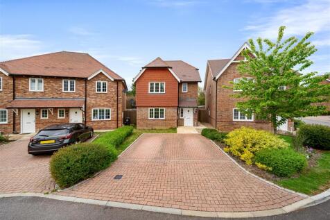 Castle Way-01.jpg