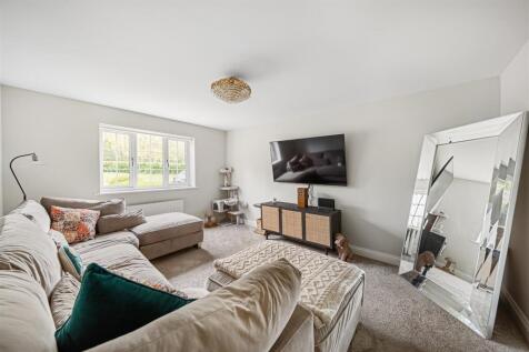 Castle Way-03.jpg