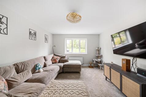 Castle Way-04.jpg