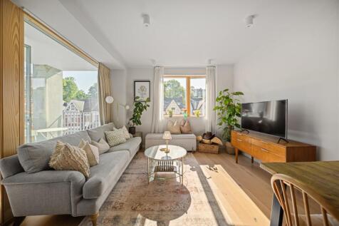 Knollys Road-01.jpg