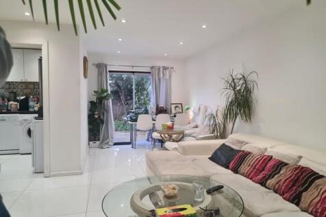 WhatsApp Image 2025-09-20 at 17.13.21.jpeg