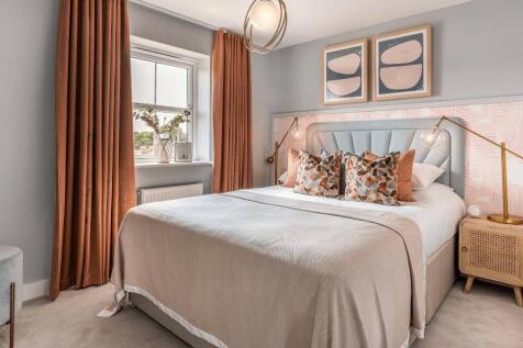 Similar Show Home