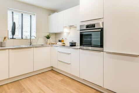 Similar Show Home