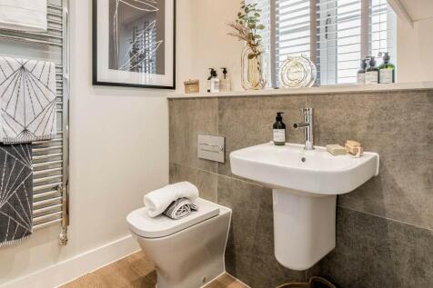 Similar Show Home