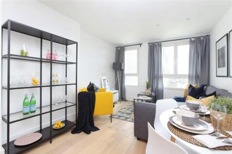 property in St Luke&#39;s Avenue, 
Clapham, SW4