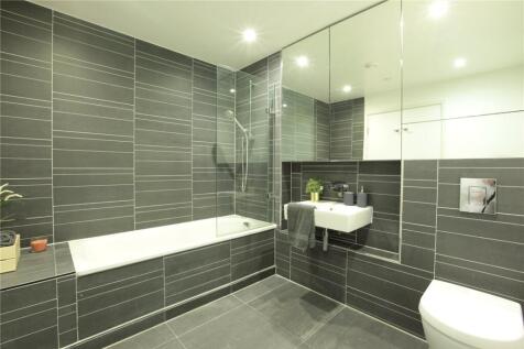 property in St Luke&#39;s Avenue, 
Clapham, SW4