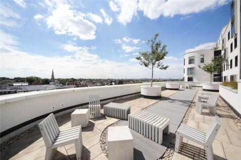 property in St Luke&#39;s Avenue, 
Clapham, SW4