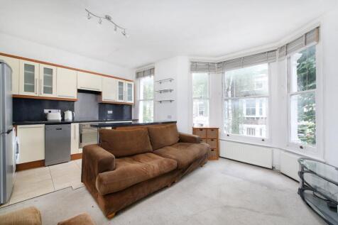 Reception/Kitchen