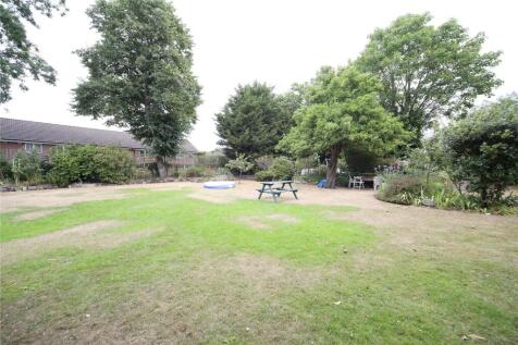 property in Manor Gardens, 
Larkhall Rise, SW4