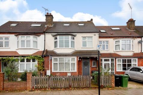 property in Bedford Terrace, 
Lyham Road, SW2