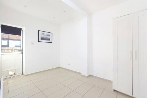 property in St James&#39;s Drive, 
Wandsworth Common, SW17