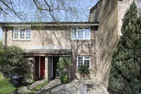 property in St Anthony&#39;s Close, 
Wandsworth, SW17