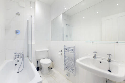 property in Balham Park Road, 
Balham, SW12