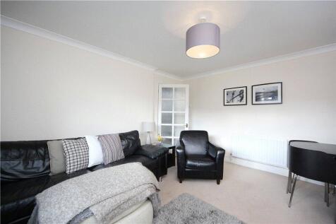 property in St James&#39;s Drive, 
Wandsworth, SW12