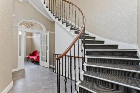 04 Common Stair