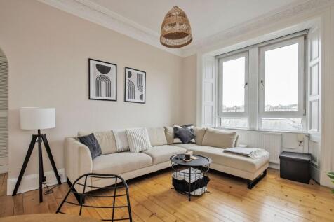 Living room4