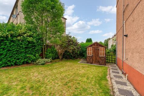 private garden2