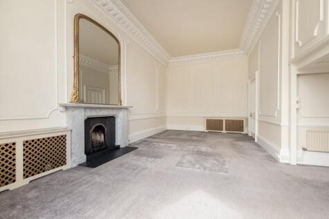 63953_BelgraveCres_0
