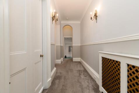 63953_BelgraveCres_0