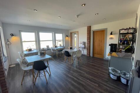 Breakfast Room