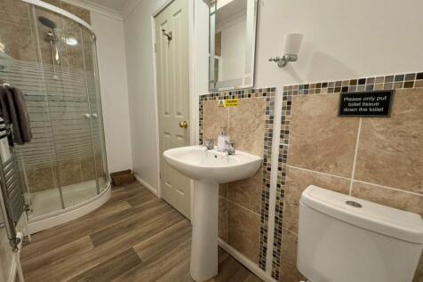 En-suite shower room