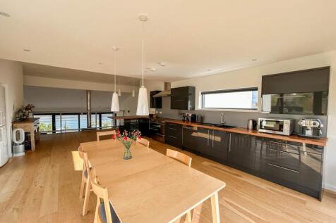 Impressive Kitchen/Diner