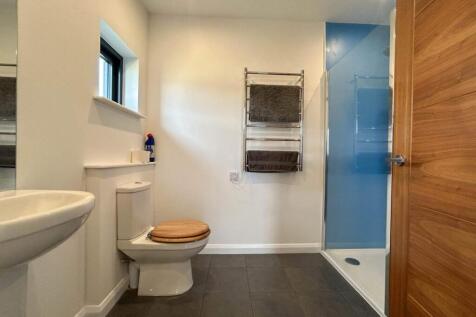 En-suite shower room