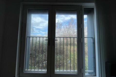 upload_img_2418_64144b5886b6e.JPEG