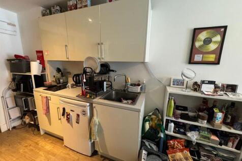 WhatsApp Image 2025-10-16 at 12.15.55.jpeg