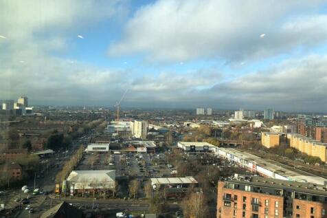 WhatsApp Image 2025-12-04 at 17.00.31.jpeg