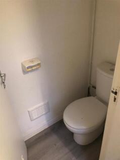 WhatsApp Image 2025-12-09 at 17.44.29 (2).jpeg