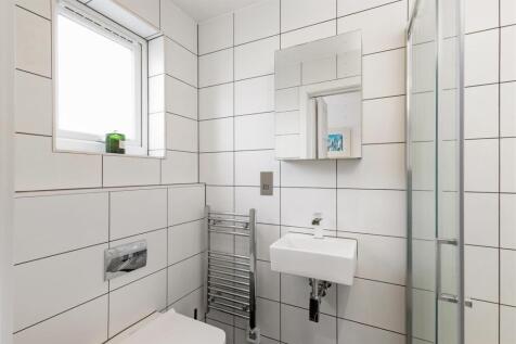 97754_Top-Floor-Flat-49-Dawes-Road (26).jpg