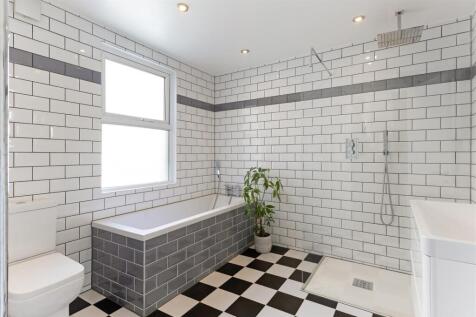 97754_Top-Floor-Flat-49-Dawes-Road (24).jpg