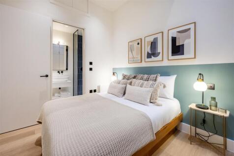 Copy of 84d Lillie Rd (28).JPG