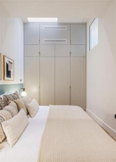 Copy of 84d Lillie Rd (31).JPG