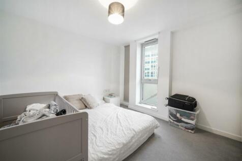 Flat 13, Altus House - BWIoxiCdUCF6soRmgWW7.jpg
