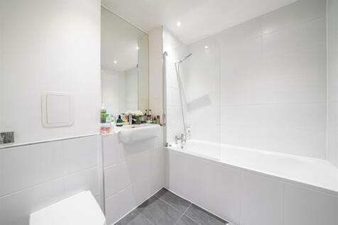 Flat 13, Altus House - VmURLTA0HckcQDlnOkb7.jpg