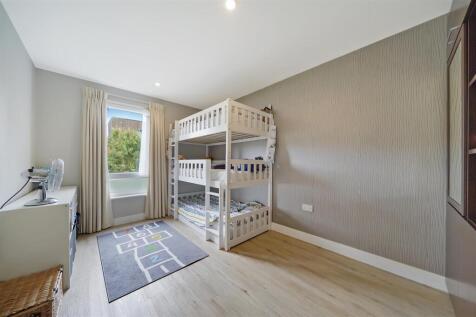 11 Johnson Court, 43 Meadowside - RS8BFC8Kx9G69ND0