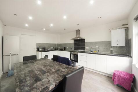36 Slaithwaite Road - Hzm3QYzncGcK5f98hUWO.jpg
