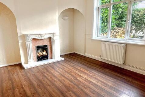 Enhanced_LivingRoom_Aug05.jpg