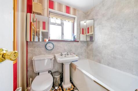 5 Conisborough Crescent - QU281krjf7N0NP4ZiR4n.jpg