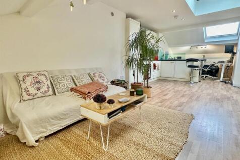 open plan living room.jpeg