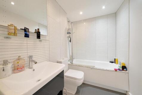 Apartment 2, The White Cube - W0N6QgVQlWyLnc7hvDHv