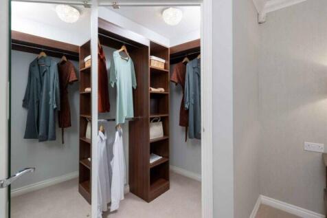 Ex Walk-in Wardrobe