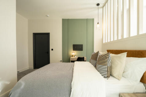 DaviesProperty-520StretfordRdPHOTOS-4.jpg