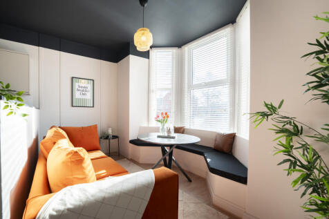 DaviesProperty-520StretfordRdPHOTOS-118.jpg