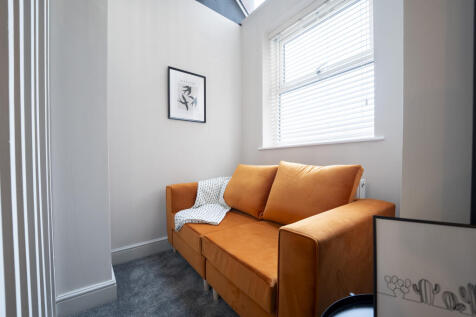 DaviesProperty-520StretfordRdPHOTOS-50.jpg