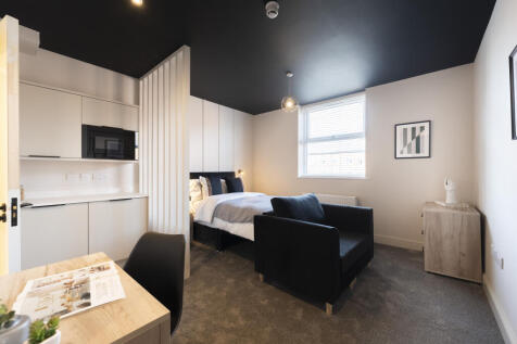 DaviesProperty-520StretfordRdPHOTOS-300.jpg