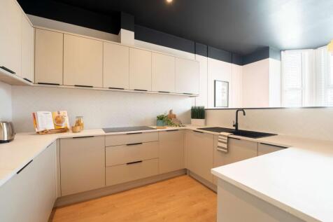 DaviesProperty-520StretfordRdPHOTOS-114.jpg