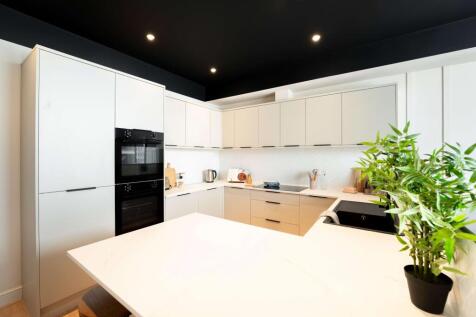 DaviesProperty-520StretfordRdPHOTOS-272.jpg